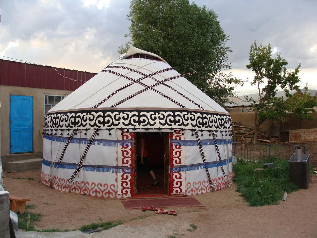 Guest House Nur Кочкорка Экстерьер фото